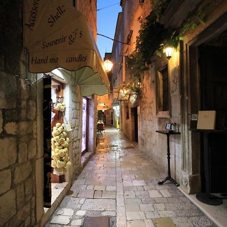 Town House In The Centre Of Historic Trogir Vila Exterior foto