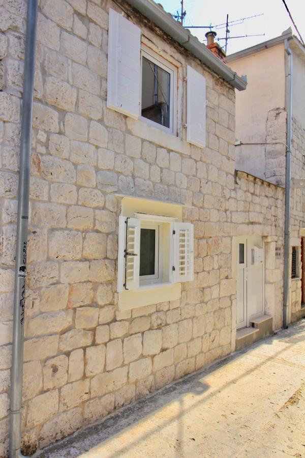 Town House In The Centre Of Historic Trogir Vila Exterior foto